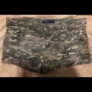 Camouflage shorts